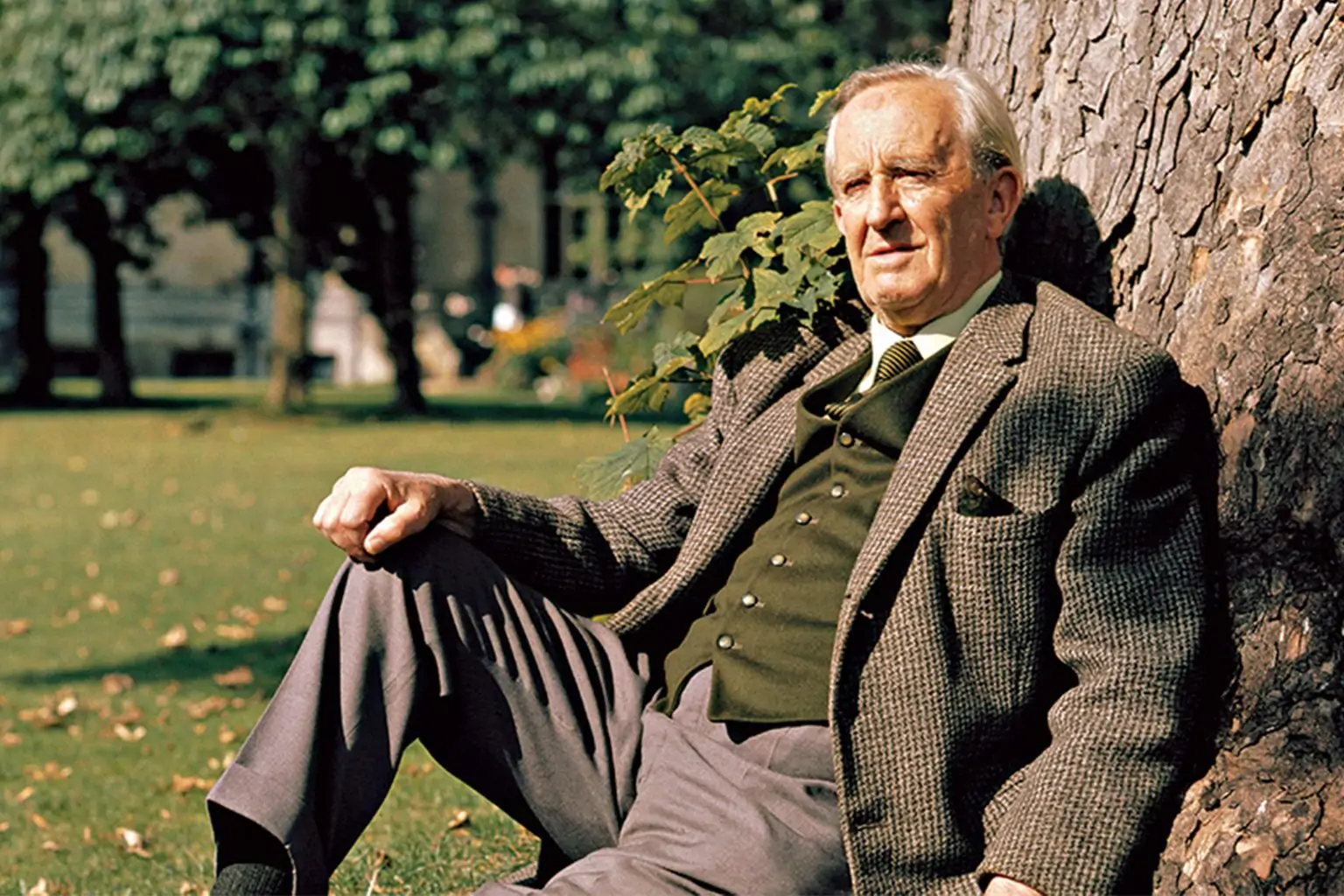 J.R.R. Tolkien (@JRRTolkien) / X