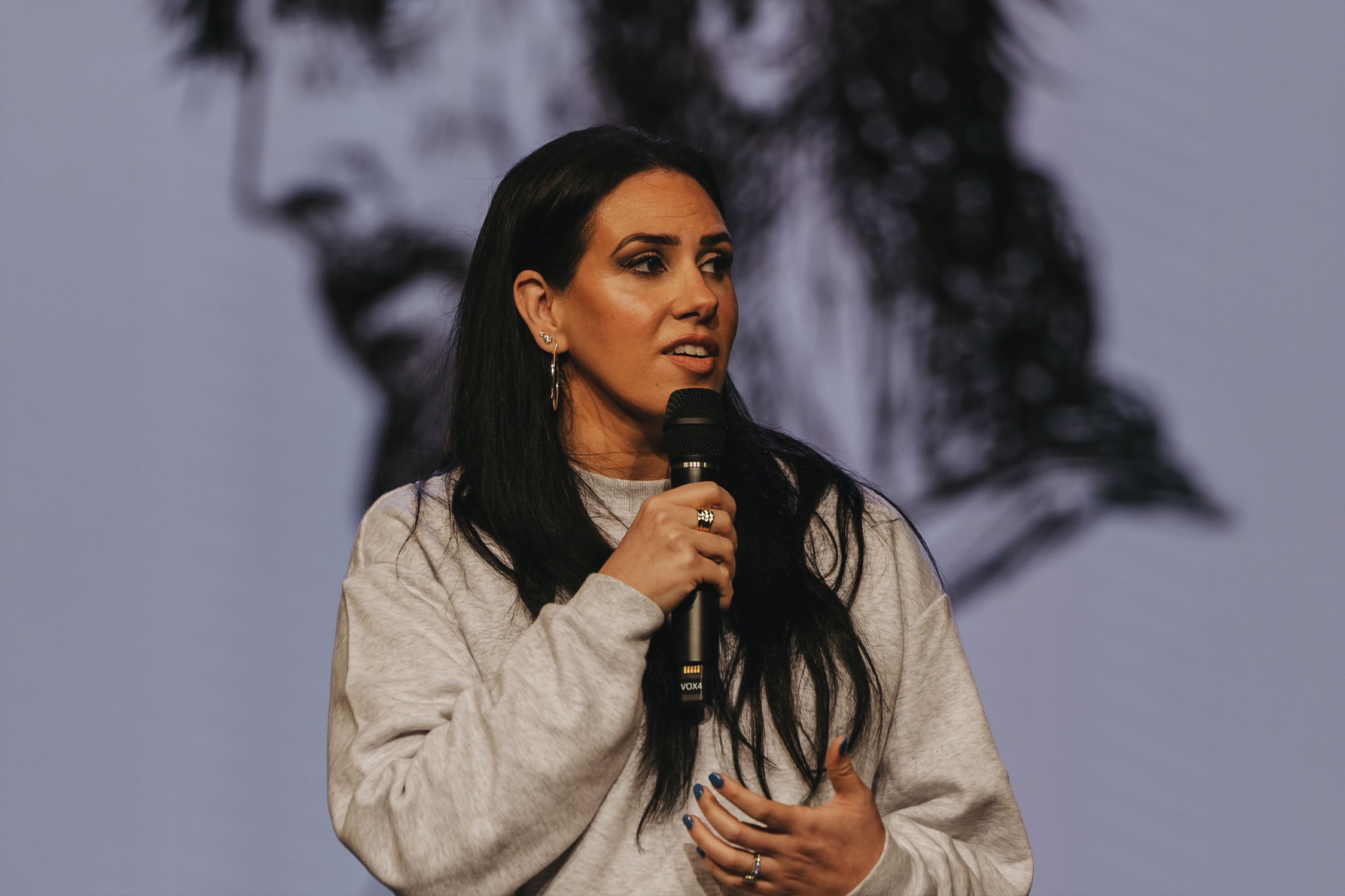 Jessica Koulianos Ha...