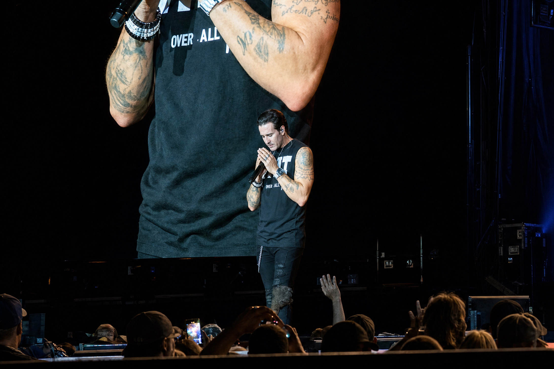 Creed’s Scott Stapp Stopped a Music Festival to Lead Thousands in Worship